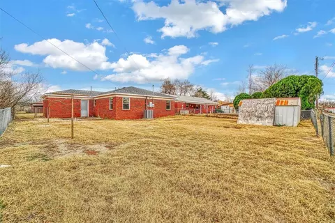 1013 Coe St, Altus, OK 73521 photo 29