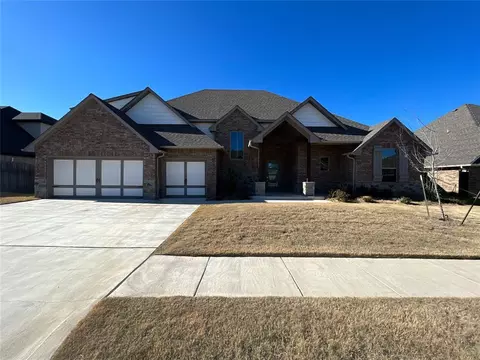 12609 Pinewood Ln, Oklahoma City, OK 73142