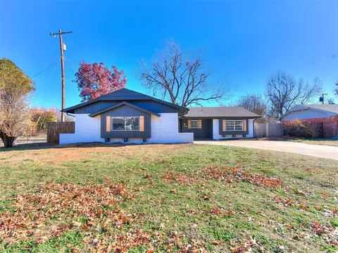 1515 Homeland Ave, Norman, OK 73072