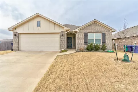 12901 Running Pebble Rd, Yukon, OK 73099