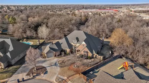 1205 NW 187th Cir, Edmond, OK 73012
