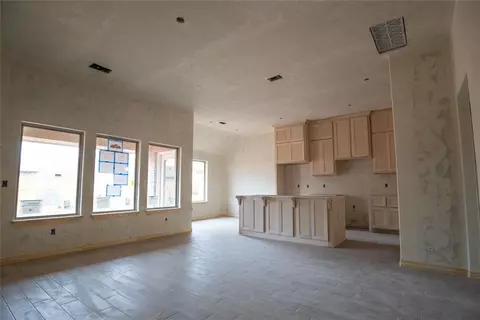 4225 NW 158th St, Edmond, OK 73013
