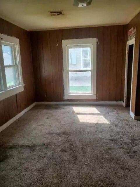 421 Elm Ave, Enid, OK 73701 photo 4