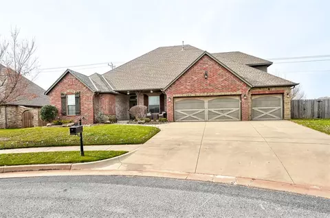 16213 James Thomas Ct, Edmond, OK 73013