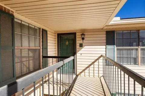 4400 Hemingway Dr #271, Oklahoma City, OK 73118