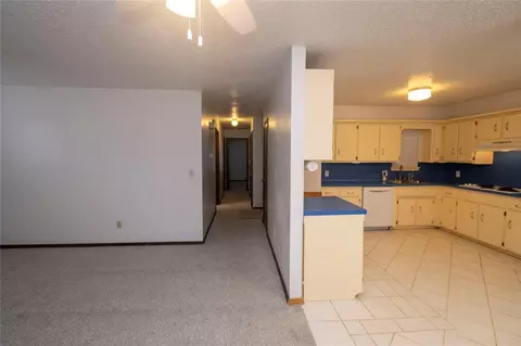 1064 Hampton Rd, Harrah, OK 73045 photo 6