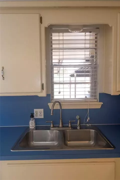 1064 Hampton Rd, Harrah, OK 73045 photo 9