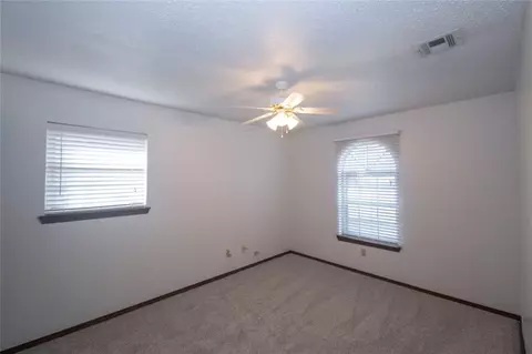1064 Hampton Rd, Harrah, OK 73045 photo 15