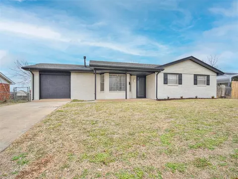 6 Rock Hollow Rd, Shawnee, OK 74804