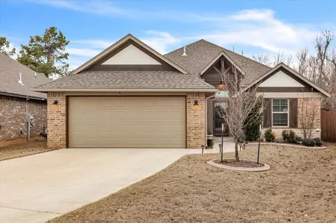 10021 SW 21st St, Yukon, OK 73099