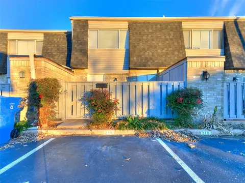 219 Jason Dr, Norman, OK 73071
