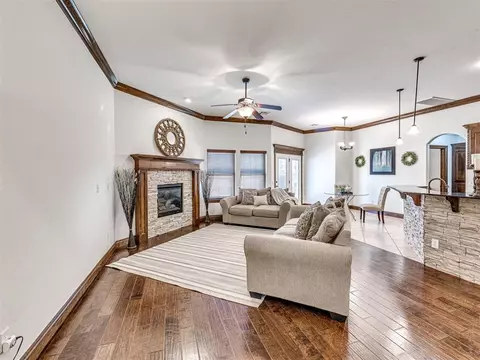 15912 Petaluma Pl, Edmond, OK 73013