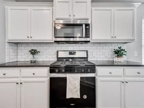 449 Compass Dr, Yukon, OK 73099 photo 8