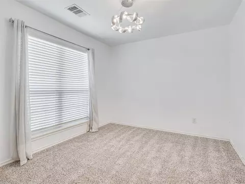 449 Compass Dr, Yukon, OK 73099 photo 4
