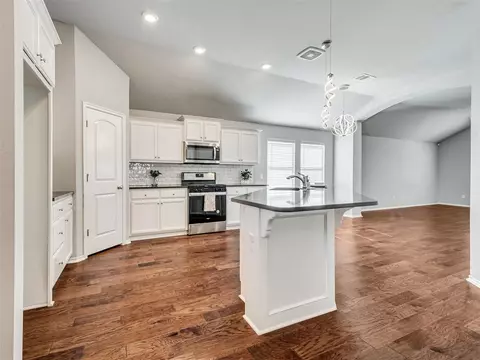 449 Compass Dr, Yukon, OK 73099 photo 6