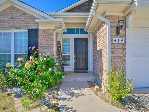 449 Compass Dr, Yukon, OK 73099 photo 2