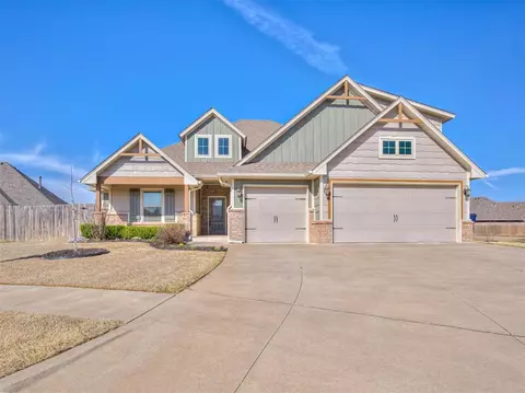 10205 SW 24th Cir, Yukon, OK 73099