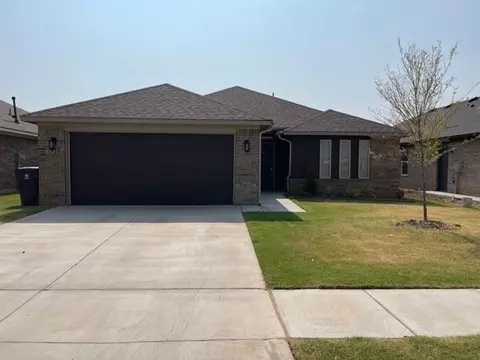 3228 Mt Nebo Dr, Yukon, OK 73099