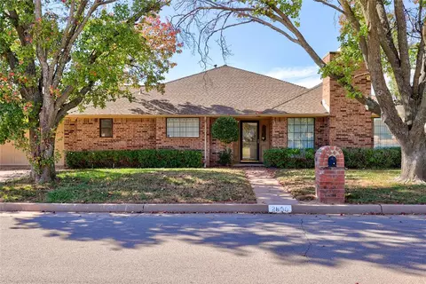 2800 Silvertree Dr, Oklahoma City, OK 73120