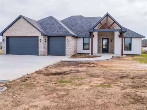 253 Mountain Ridge Pl, Lawton, OK 73507