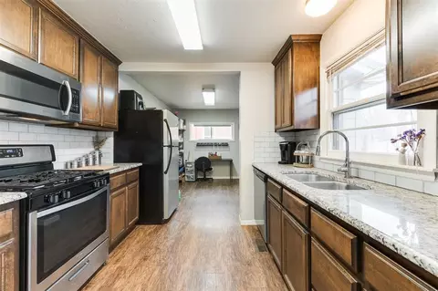 5317 NW 44 St, Oklahoma City, OK 73122