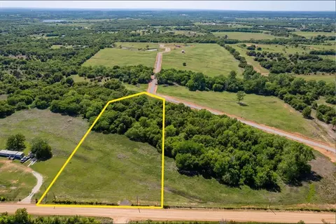 Council Avenue, Lindsay, OK 73052