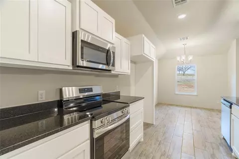 1914 Eli Ave, Tuttle, OK 73089 photo 11