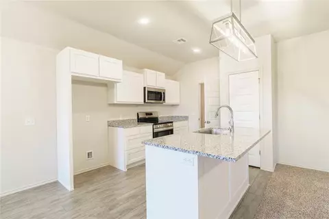 1915 Eli Ave, Tuttle, OK 73089 photo 10
