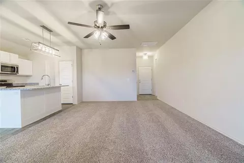1915 Eli Ave, Tuttle, OK 73089 photo 9
