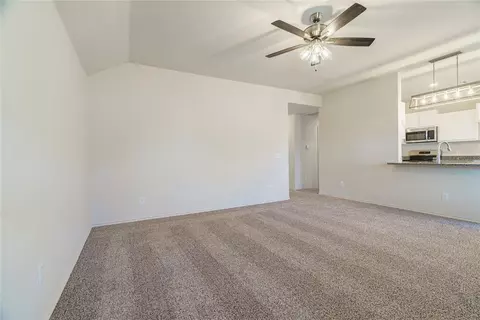 1916 Eli Ave, Tuttle, OK 73089 photo 7