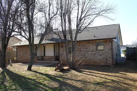 1108 Buckingham Dr, Newcastle, OK 73065 photo 29