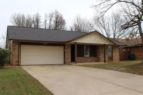 1108 Buckingham Dr, Newcastle, OK 73065 photo 2