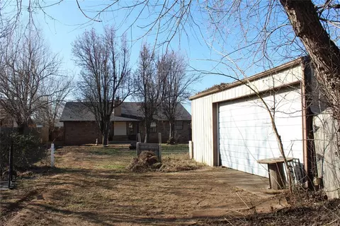 1108 Buckingham Dr, Newcastle, OK 73065 photo 28