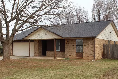 1108 Buckingham Dr, Newcastle, OK 73065