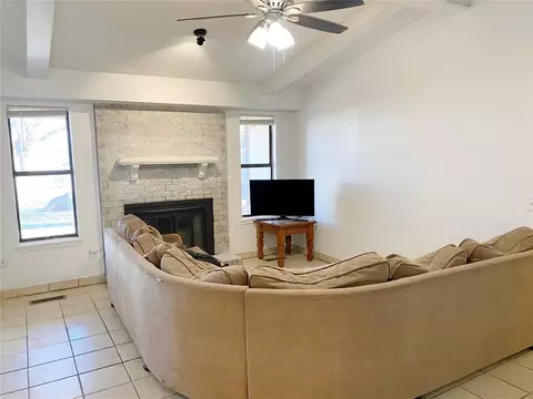 1108 Buckingham Dr, Newcastle, OK 73065 photo 11