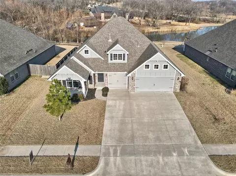 1921 E 132nd St, Bixby, OK 74008