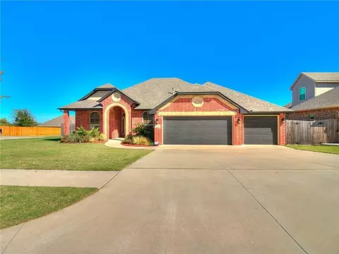 3107 Tara Ln, Norman, OK 73069