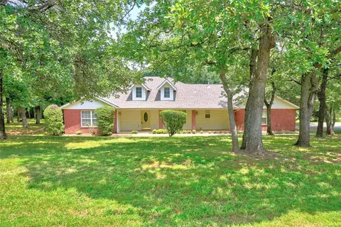 2117 Oakridge Dr, Norman, OK 73026