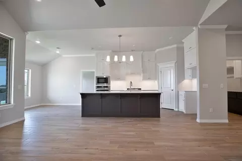 2808 Crossover Ct, Moore, OK 73160 photo 6