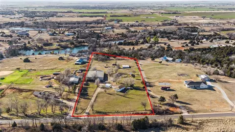 6305 S Richland Rd, Mustang, OK 73064
