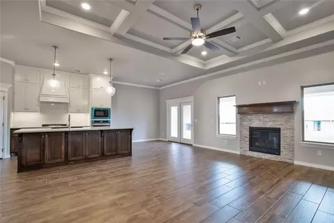 2912 Crossover Ct, Moore, OK 73160 photo 8