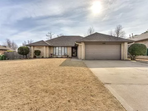 328 E Parkland Dr, Yukon, OK 73099