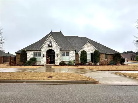 1200 N Snow Ln, Weatherford, OK 73096