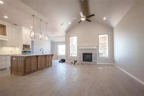 9300 NW 88th St, Yukon, OK 73099