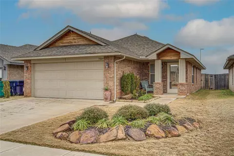 3004 Tenkiller Dr, Yukon, OK 73099