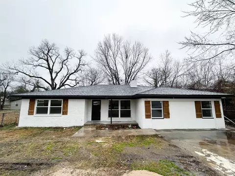 1609 E 9th St, Okmulgee, OK 74447 photo 1