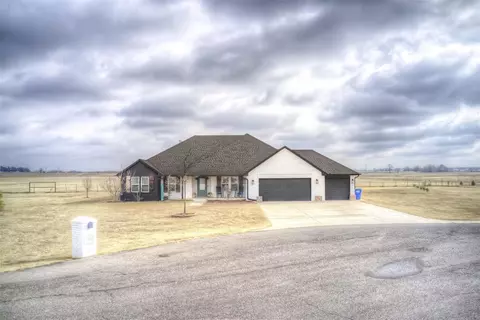1820 Bobbie Ln, El Reno, OK 73036
