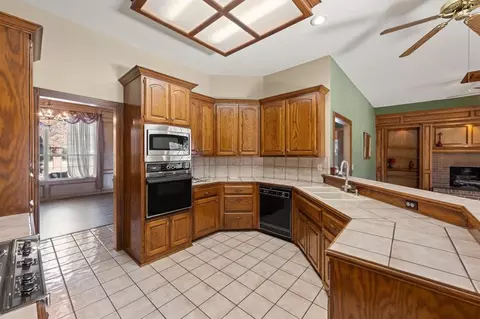 4012 Devon Dr, Edmond, OK 73034 photo 13