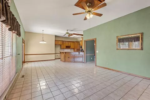 4012 Devon Dr, Edmond, OK 73034 photo 10