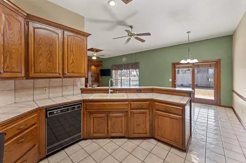 4012 Devon Dr, Edmond, OK 73034 photo 12